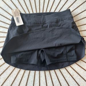 Outdoor Voices skort black